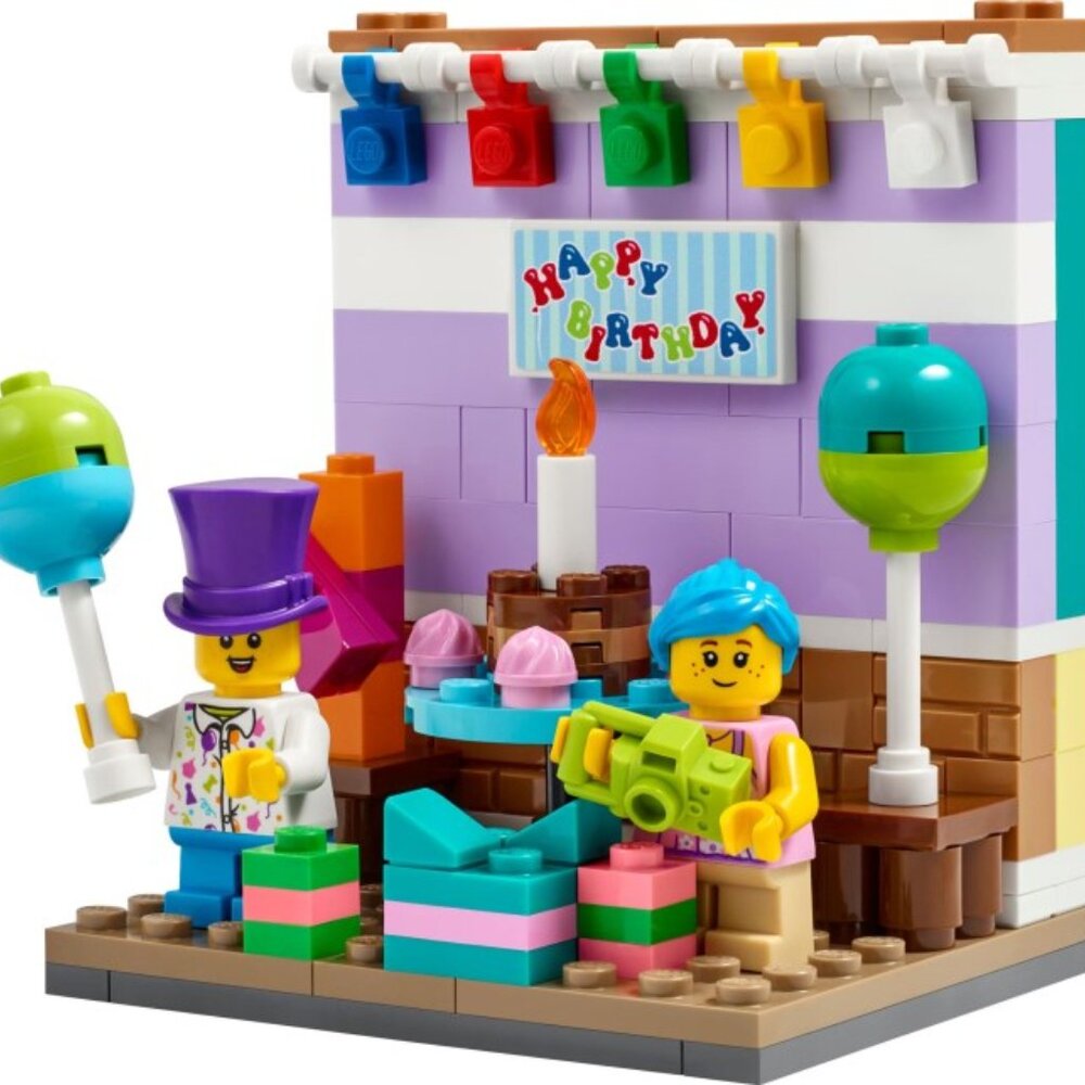 LEGO Birthday Diorama Limited Edition 40584 SEALED *BOX DAMAGE*